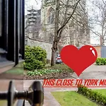 Minster Townhouse By York Minster